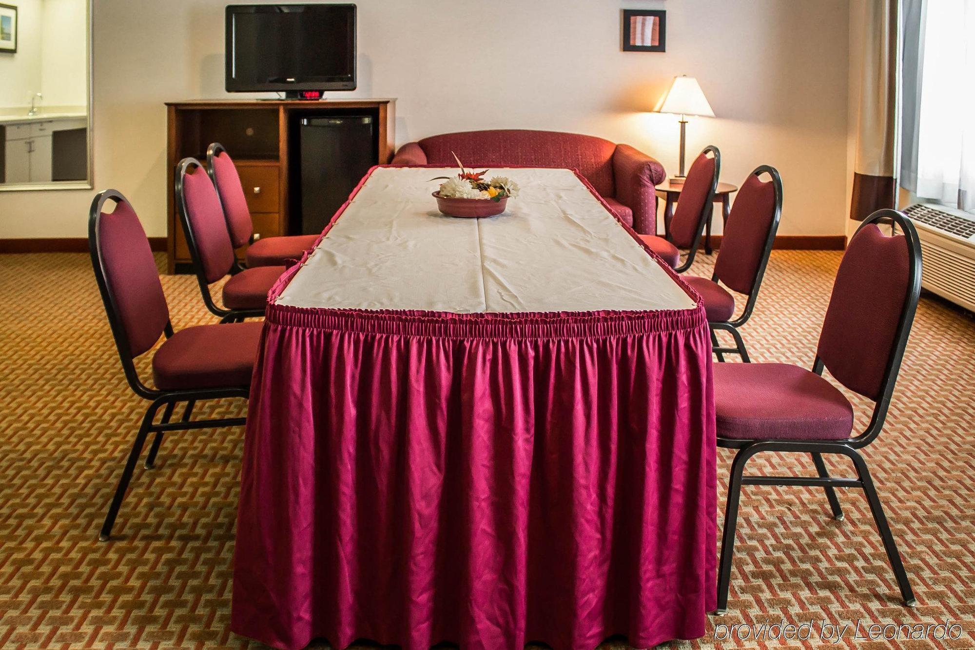 Quality Inn East Liverpool Exteriör bild